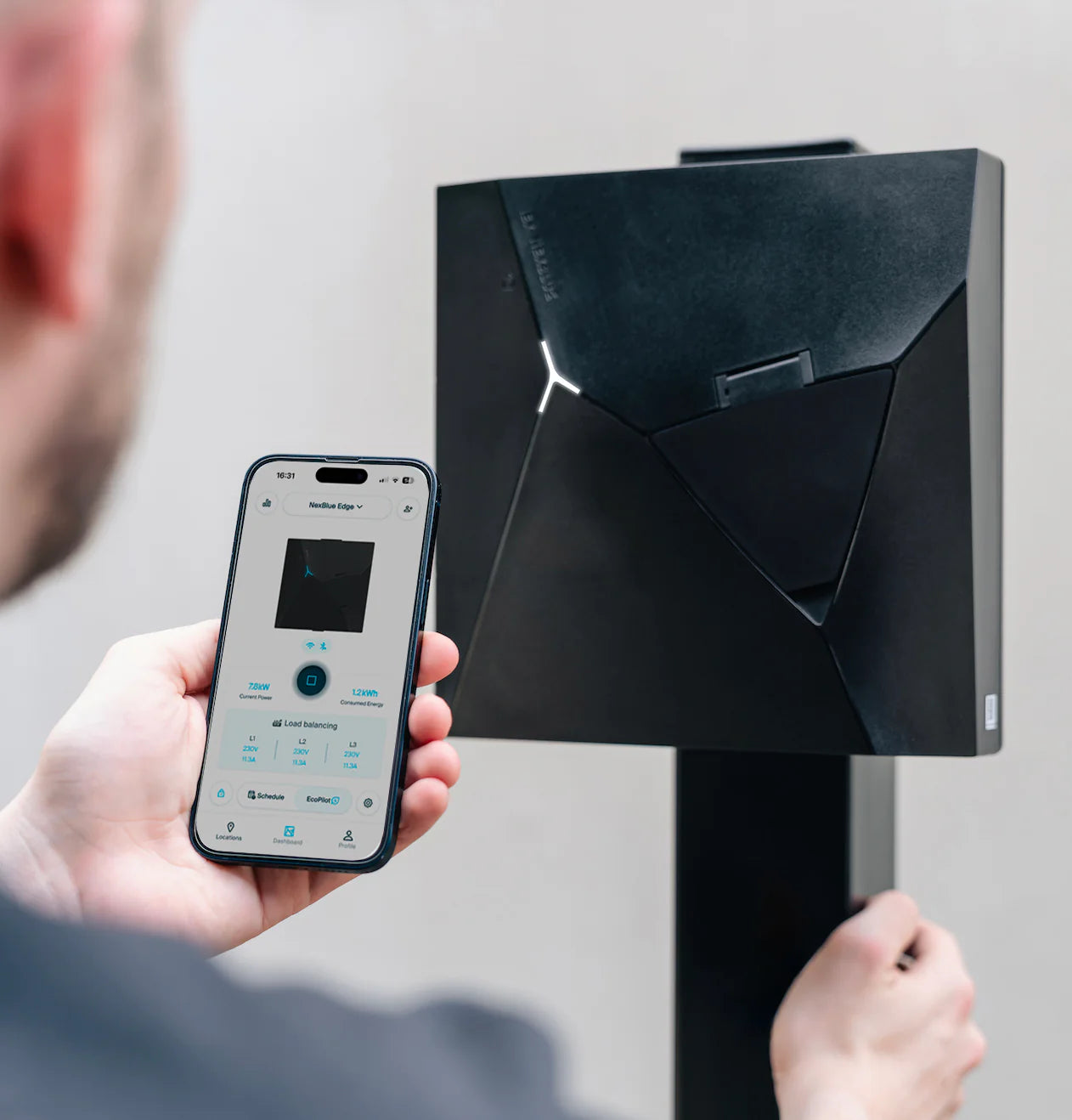 Nexblue Edge Max laadpaal | Zwart
